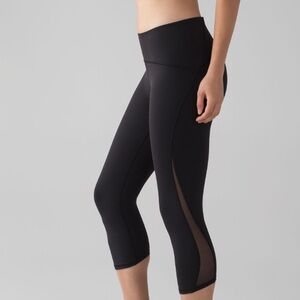 Lululemon Train Times Crop (17") Black size 2